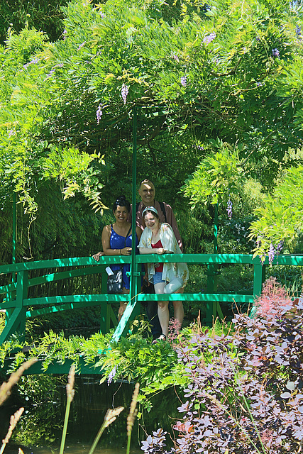 No Joyce, just Annie, Al, and Jo No Joyce, just Annie, Al, and Jo