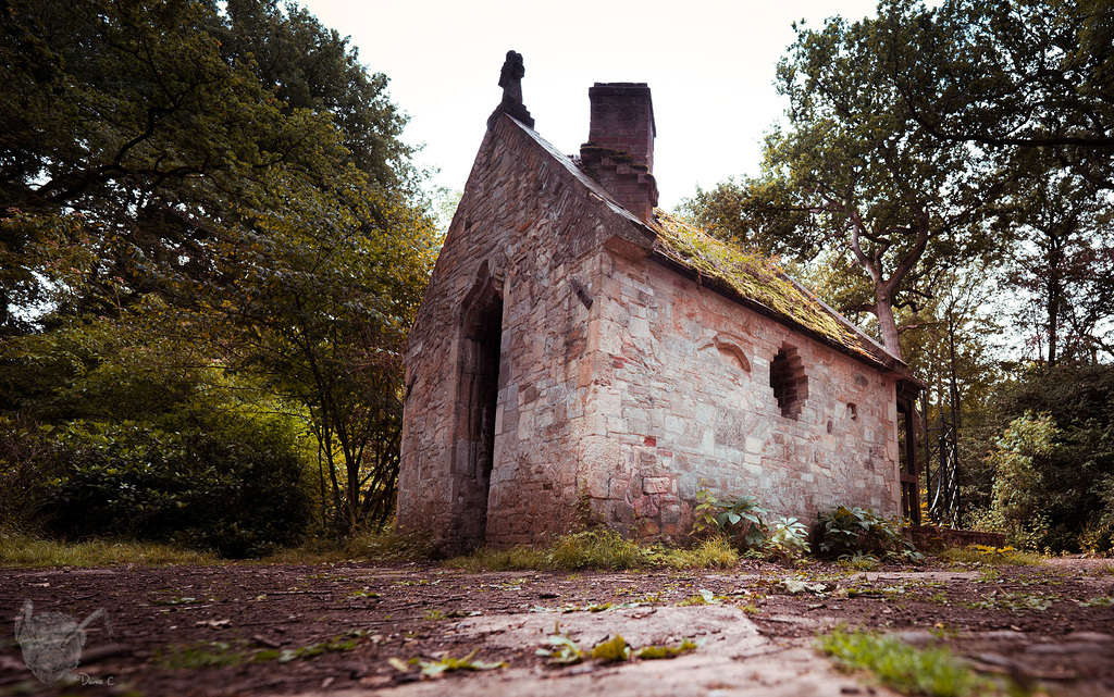 Pet cemetery chapel