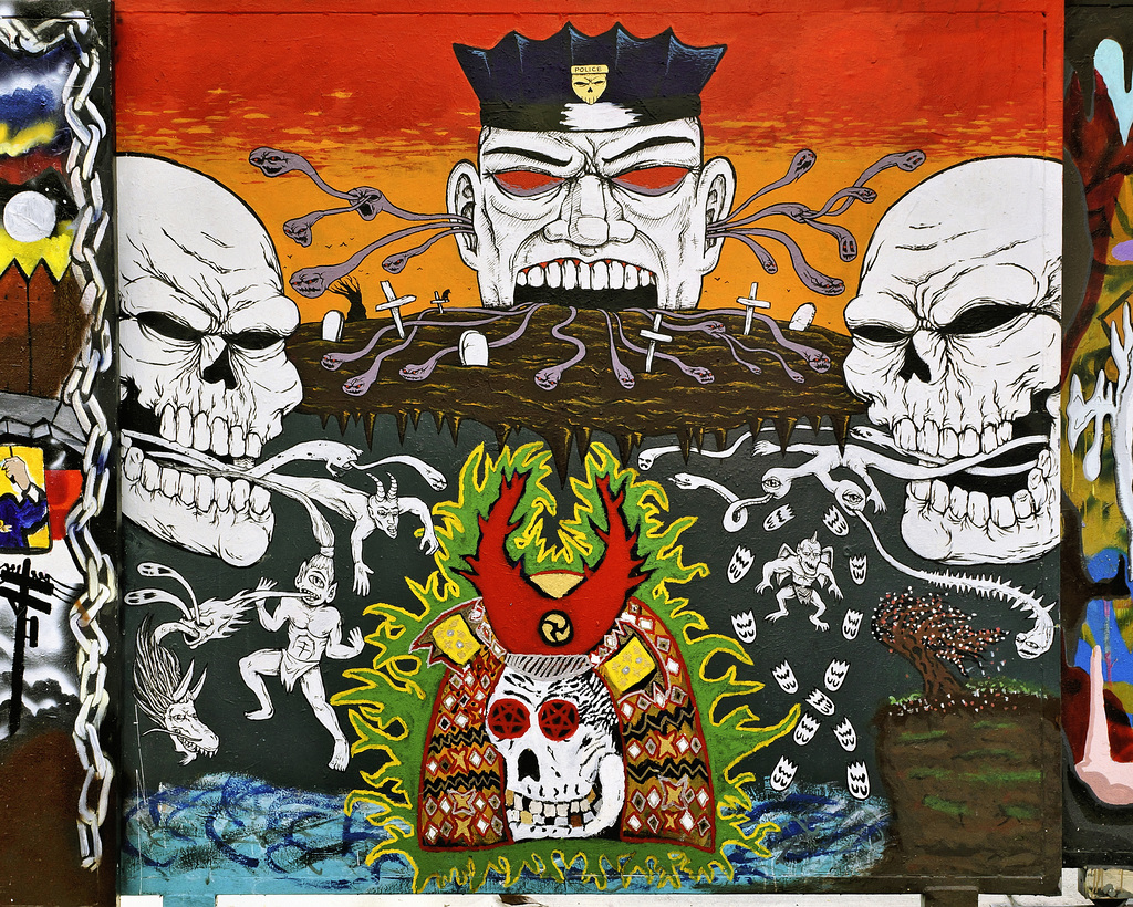 Terminator Cop/Samurai Skull – Clarion Alley, Mission District, San Francisco, California