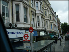 Cromwell bus stop