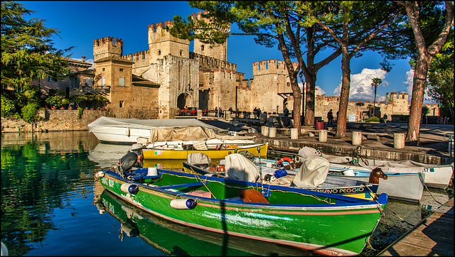Im Bootshafen von Sirmione