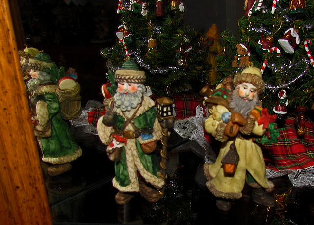 Old World Santas