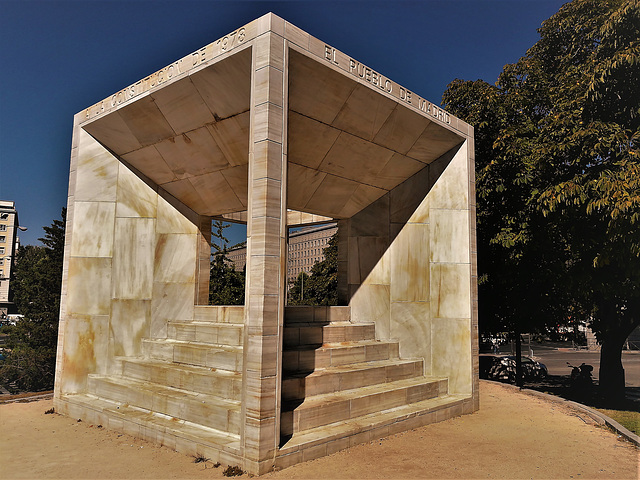 Sculpture commemorating the 1978 Constitution.