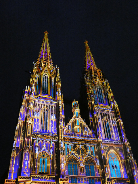 Illumination der Domtürme