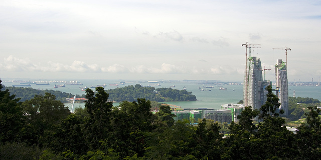 Panoramic view of Singapore from Mount Faber Park