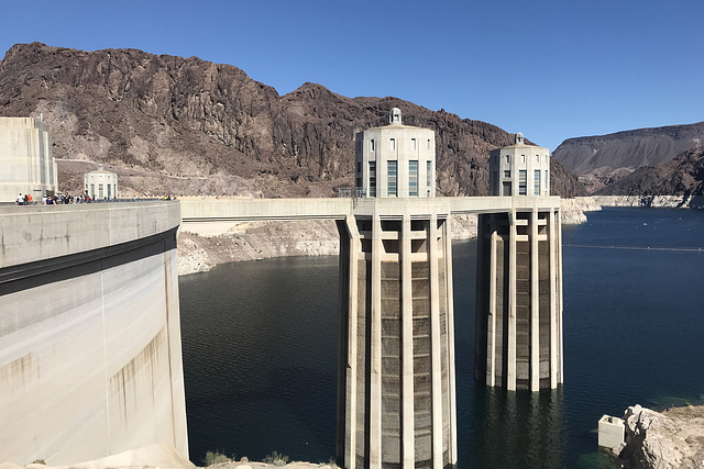 Hoover Dam / Lake Meade