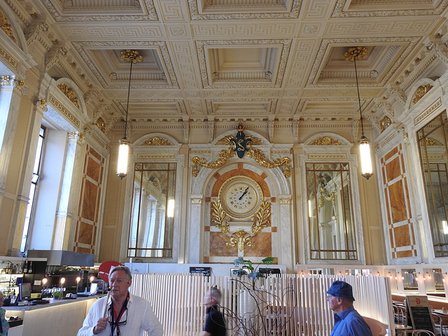Antwerpen, Bahnhofsrestaurant