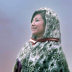 A smile during a procession in Callao, Lima, Prú.