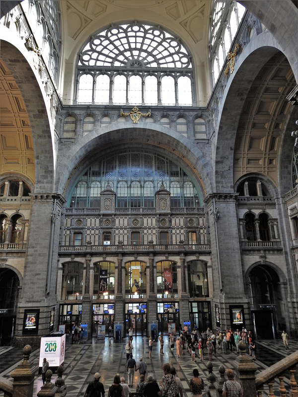 Eingangshalle Hauptbahnhof Antwerpen