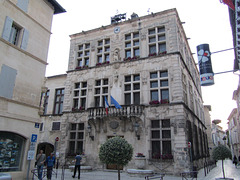 Hôtel de ville de Tarascon, Département (No. 13) Bouches-du-Rhône