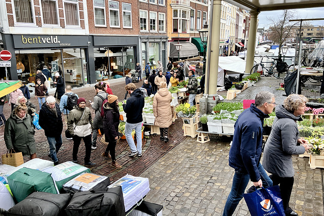 Leiden market