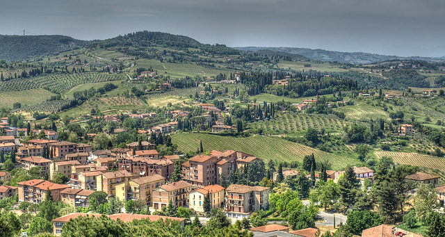 Memories of Tuscany: Towards the vineyards of San Gimignano