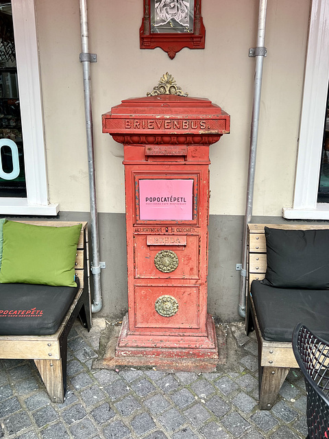 Breda 2024 – Old postbox