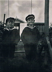 Helmut + Kalli, ca. 1934