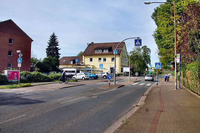 B236 Borker Straße (Lünen-Altlünen) / 13.04.2024