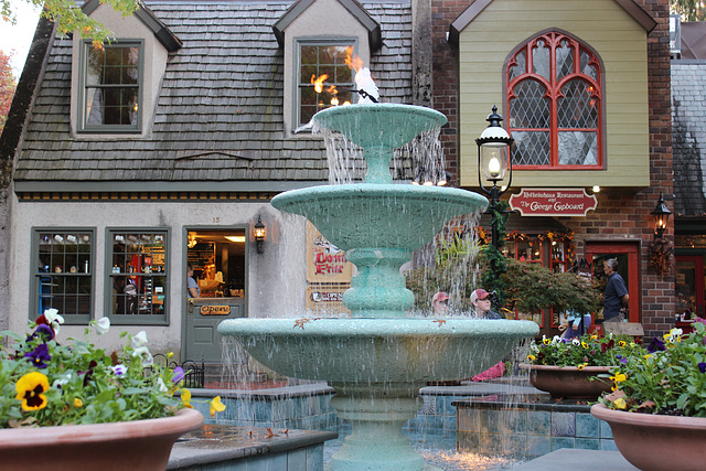 Lovely Fountain, downtown Gatlinburg, Tennessee ~~ USA