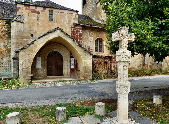 Salles-la-Source - Saint Austremoine