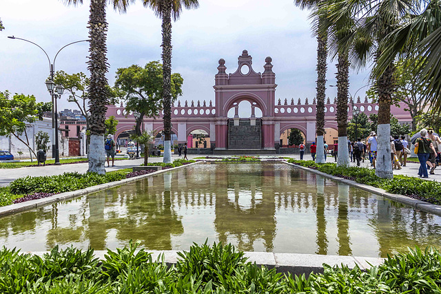 Rimac: PAseo de Aguas (Water PAth)