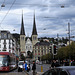 Oberleitungsbus und Hofkirche St. Leodegar