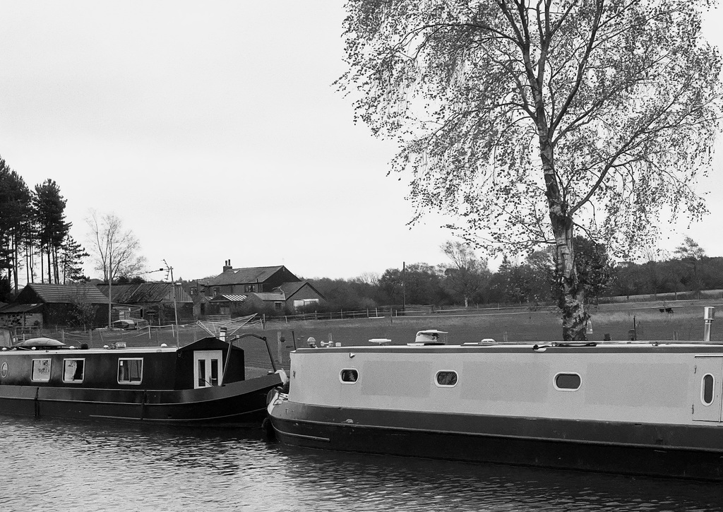 Moorings on the Macclesfield Canal