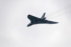 Vulcan XH558