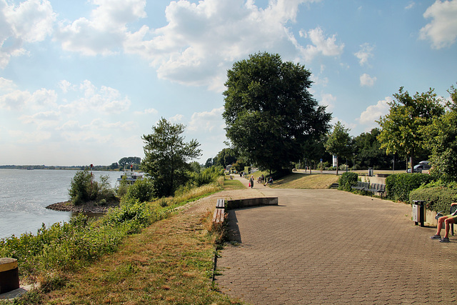 Rheinpromenade (Wesel) / 4.07.2022