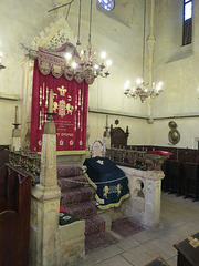 La synagogue Vieille-Nouvelle, 6.