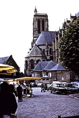 Soissons (02) été 1971. (Diapositive numérisée).