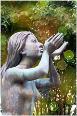 Küsse in die Luft blasen