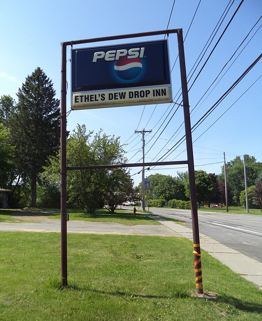 Have a tasty Pepsi at Ethel's place !