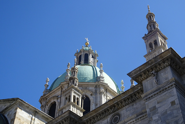 Como Cathedral