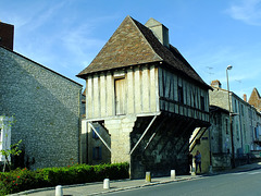 Eschif (loge de guet) dit aussi " Moulin de Saint Front") Périgueux (24)