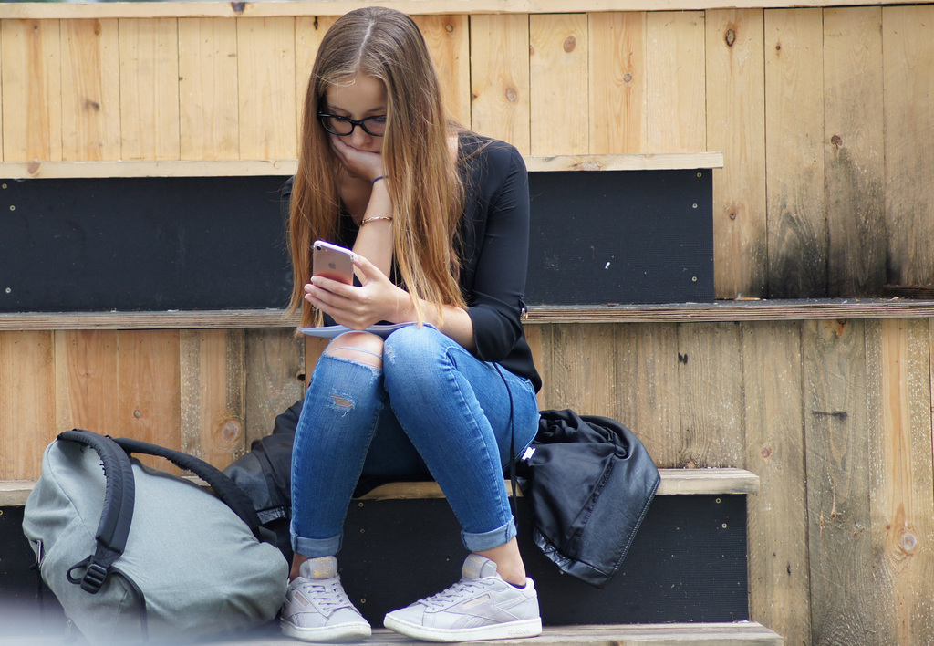 ... smartphone ...