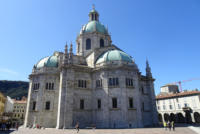 Como Cathedral