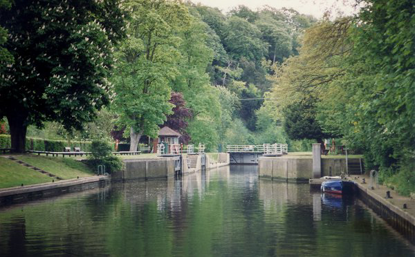 Thames (Wind in the Willows)