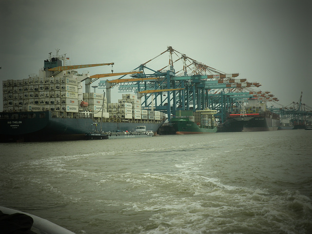 Containerterminal Bremerhaven