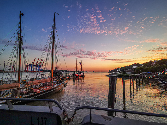 Museumshafen / Vintage Ship Museum (270°)