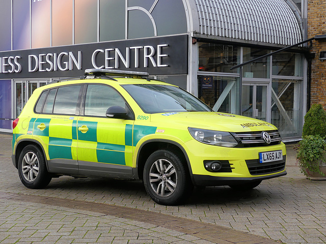 London Ambulance Service Tiguan - 21 January 2024