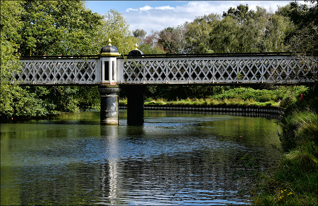 Old Gasworks Bridge, River Thames, Oxford (World Photography Day)