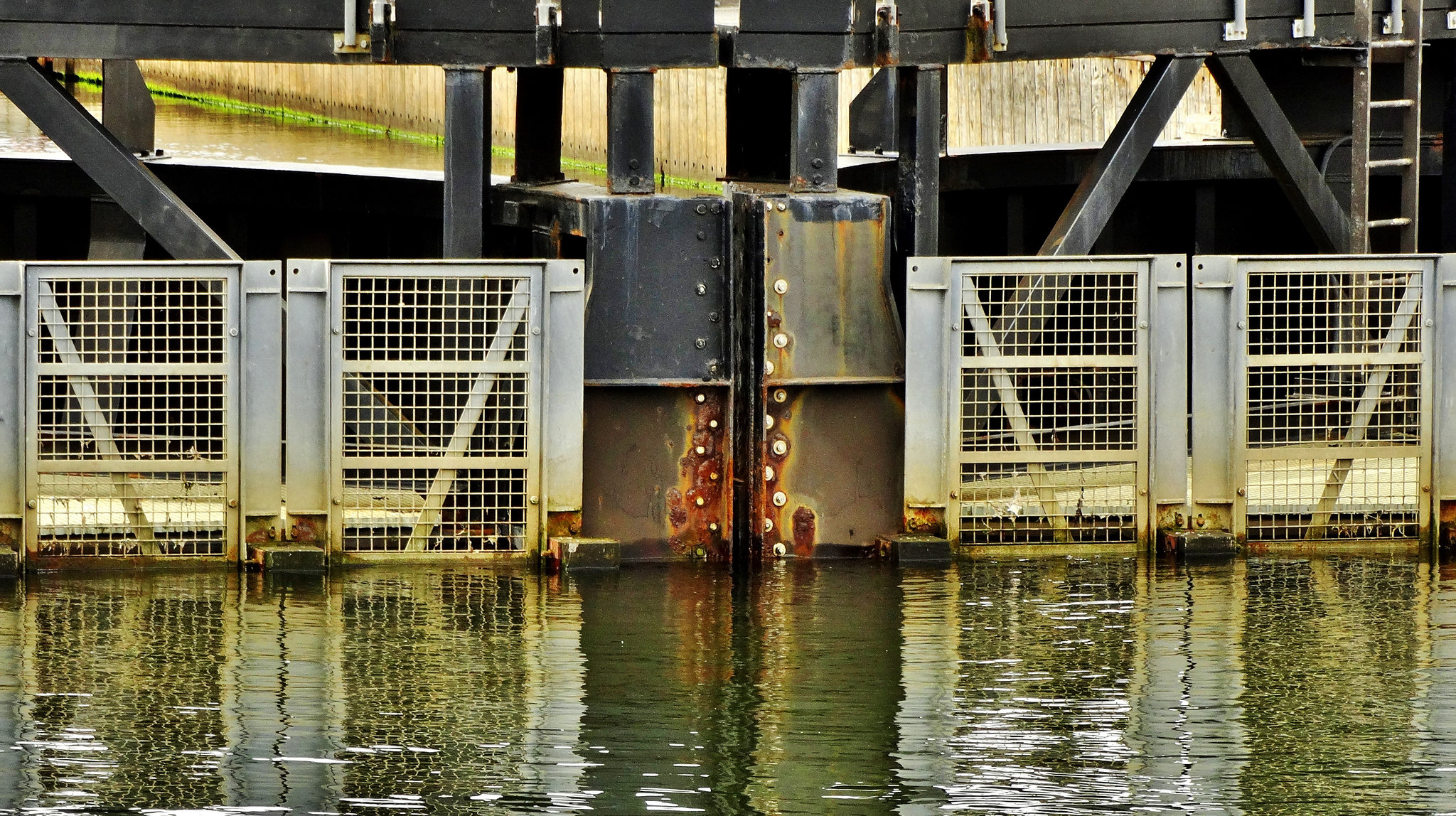 Loch Gate