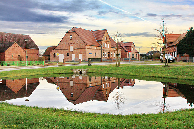 Loosen, Am Dorfteich