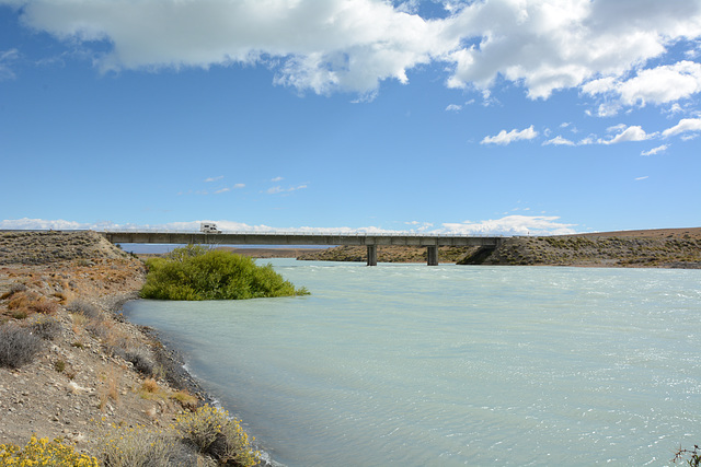 Argentina, The Bridge across the La Leona River