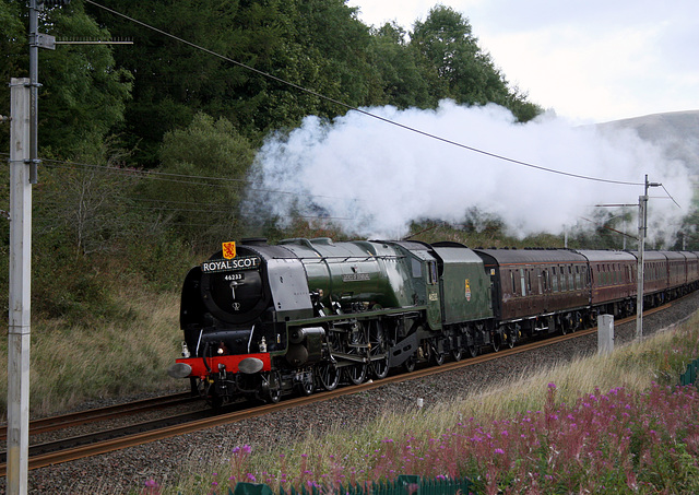 46233 DUCHESS of SUTHERLAND at Beckfoot on 1Z23 Carlisle - Crewe 30th August 2014