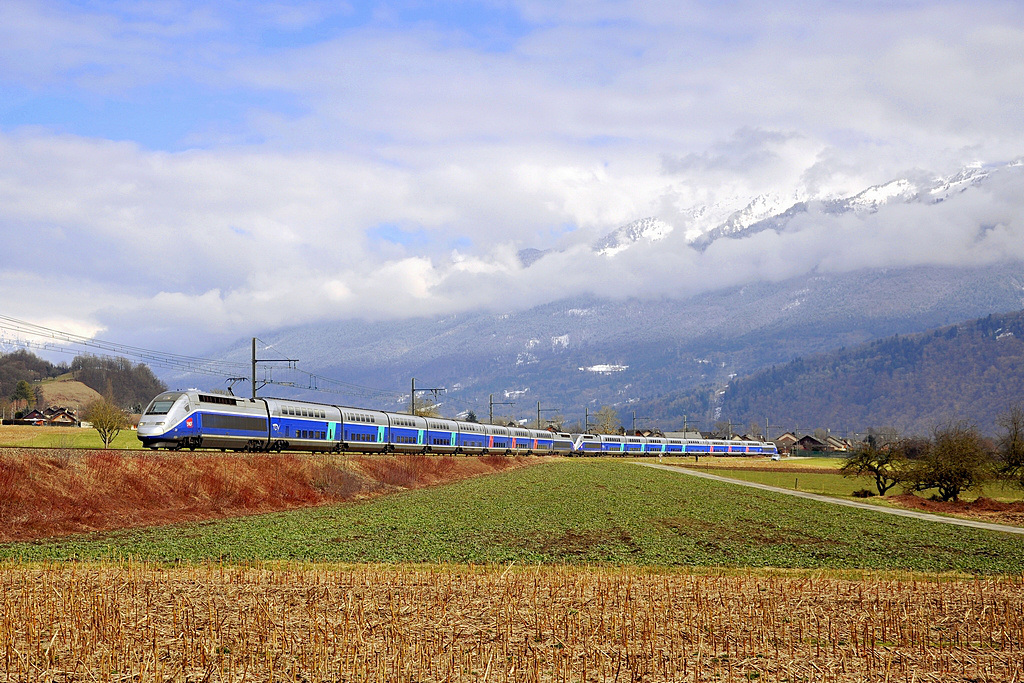 Duplex au pied des Alpes