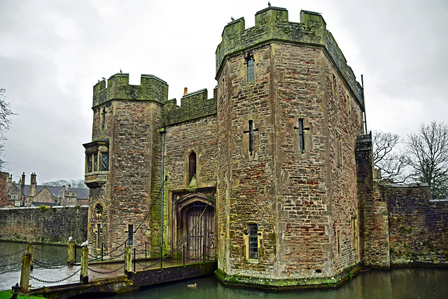 Moat and Palace Entrance.
