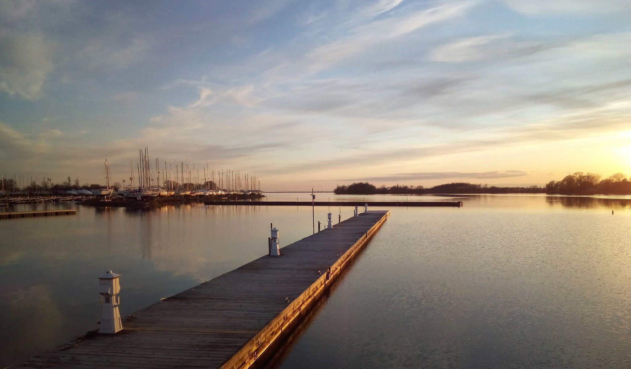 Quai ronflant /  Snoring dock