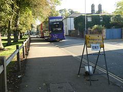 Temporary bus stops in Emmanuel Road, Cambridge for Covid-19 - 1 Sep 2020 (P1070501)