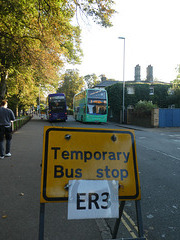 Temporary bus stops in Emmanuel Road, Cambridge for Covid-19 - 1 Sep 2020 (P1070428)