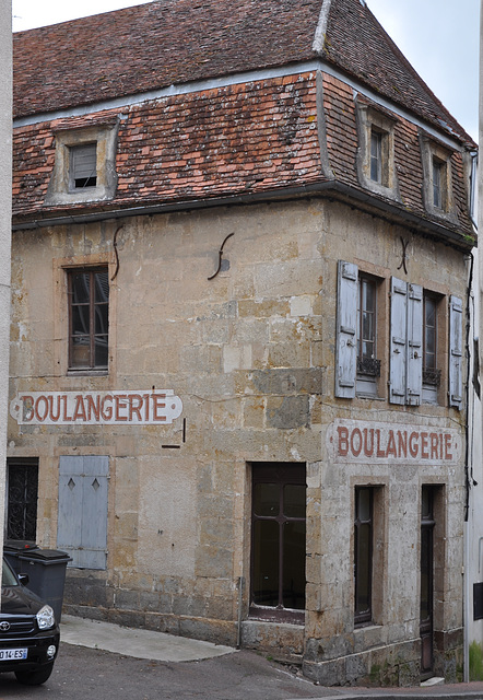 Semur en Auxois