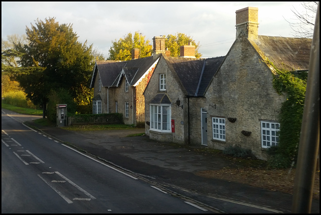 Kiddington wall box